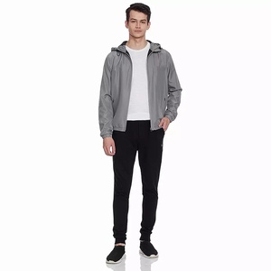 Fabricant professionnel de vestes de pluie pour hommes et femmes Logo personnalisé brodé sur le devant Vêtements d'extérieur imperméables - Product Image 3