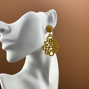 Boucles d'oreilles pendantes mignonnes DTJ faites à la main au Vietnam en corne de cuivre, pierres naturelles, forme ovale, écologiques, non toxiques, pour enfants, bon prix - Product Image 1