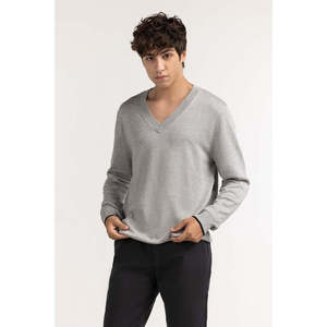 เสื้อสเวตเตอร์แขนยาวสีเทาแฟชั่นสำหรับผู้ชาย MN-SWT-WS23-182B - Product Image 4