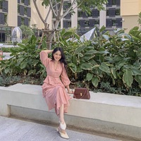 Nouvelles Arrivées : Robe Mini Musulmane Élégante Vintage en Chiffon Solide Tissé du Vietnam à Manches Longues pour Femmes avec Taille Élastique