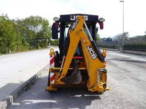Chargeur-pelleteuse JCB 1CX assez utilisé Prix très bon marché et expédition dans le monde entier disponible - Product Image 4