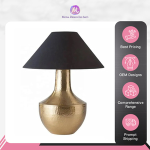 Lampe de table de nuit au design moderne classique en aluminium métallisé martelé à la demande de qualité supérieure pour l'étude et la décoration de bureau - Product Image 5