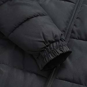 Chaquetas Acolchadas de Invierno para Hombre con Capucha Desmontable, Servicio OEM, Diseño de Pakistán 2025, Chaqueta de Burbujas de Nailon Personalizada al por Mayor - Product Image 4