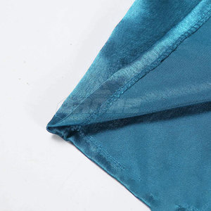 Bata de boxeo de satén Premium con capucha para entrenamiento o competición Bata de boxeo personalizable para hombres y mujeres - Product Image 4