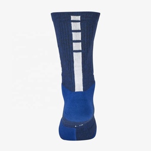Chaussettes de sport personnalisées avec numéro d'équipe, chaussettes de sport avec numéro d'équipe tissé mi-mollet - Bleu chez Qasaab Gloves Company - Product Image 4