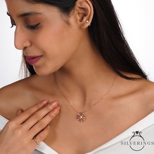 Collier géométrique en argent sterling 925 avec zircon, technologie de sertissage à griffes, pour cadeau, motif My World incrusté, en alliage de zinc - Product Image 5