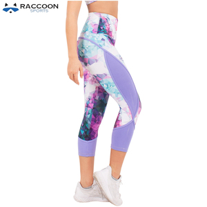 Ropa de Yoga para Otoño, Leggings Sublimados para Mujer, Cintura Alta, Largo hasta la Rodilla, Colores Personalizados, Venta al Por Mayor, Deportivos y a la Moda - Product Image 5