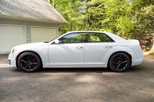 USADO LHD/RHD 2023 CHRYSLER 300C - Product Image 3