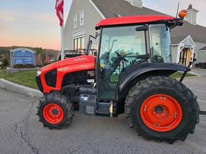 Tractores Kubota M5-111 Usados a Precio Económico con Potente Tecnología de Motor y Rendimiento Confiable para Arado y Labranza en Venta - Product Image 2