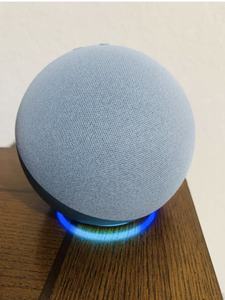 Enceinte intelligente Echo (4e génération) la plus vendue avec un son premium et un hub domotique Alexa, disponible en anthracite/blanc - Product Image 4