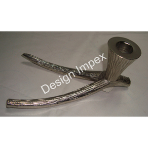 Candelabro de 4 pilares estilo asta de ciervo, artesanía de metal, aluminio fundido, portavelas decorativo de mesa, artículos de decoración navideña para el hogar - Product Image 3
