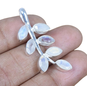 Boho Style 925 Sterling Silver Moonstone Gemstone Pendentif Bijoux Fait Main Pendentif En Argent Bijoux pour Femmes Cadeau De Mariage pour Elle - Product Image 1