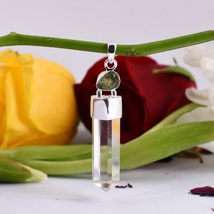 Colgante de plata de ley 925 con gemas naturales de moldavita y cristal, joyería hecha a mano - Product Image 5