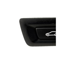 Bouton de verrouillage de hayon arrière BMW Série 2 Active Tourer (F45) 9275119 (14>18) - Product Image 4