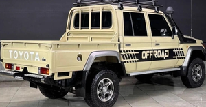 Toyota Land Cruiser pickup 2018, Volante a la Derecha, Usado, Diésel, con Asientos de Cuero, Caja de Cambios Manual, Volante a la Izquierda - Product Image 5