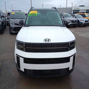 Hyundai Santa Fe Hybride 2025 d'occasion en parfait état - Product Image 1