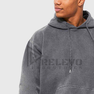 Hoodie surdimensionné pour homme de qualité supérieure, entièrement personnalisable, fabriqué au Pakistan, en vente. - Product Image 5