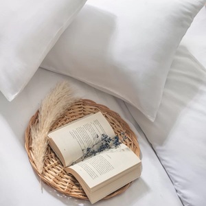 Luxury White Cotton Sateen Hotel Bedding Set Embroidered Pattern <b>Fitted</b> <b>Bed</b> <b>Sheet</b> & Duvet Cover for Airbnb Home Use - Product Image 4