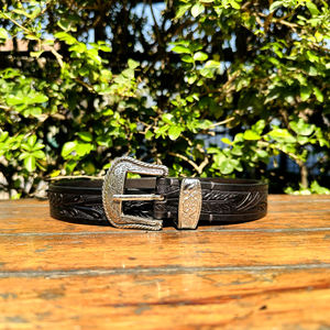 เข็มขัดหนังวัวแท้ลายดอกไม้ งานฝีมือสุดหรูหรา ตกแต่งด้วยโลหะผสมสังกะสี หัวเข็มขัดแบบตะวันตก ขนาด 40 มม. R M INTERNATION - Product Image 1