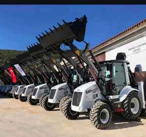 Chargeur original d'occasion HIDROMEK HMK 62T Multipurpose Tractopelle 49hp Loader - Product Image 3