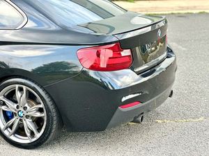 BMW Serie 2 M235i Coupé RWD Usado con Título Limpio, Listo para Enviar, Entrega a Domicilio - Product Image 3