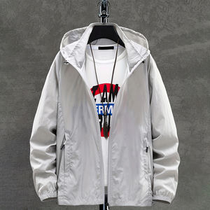 Chaqueta de protección solar con bolsillo y cremallera para hombre, abrigo deportivo de invierno a prueba de viento para correr al aire libre, vacaciones en la playa - Product Image 3