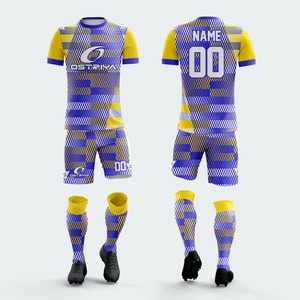 Uniforme de Fútbol de Alta Calidad, 100% Poliéster, Nuevo Diseño 2026, Impresión por Transferencia de Calor, Transpirable, Secado Rápido, Personalizable - Product Image 5