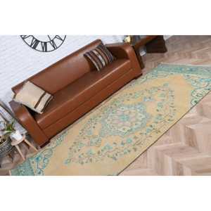 Alfombra Turca de 4x9.4 pies, Alfombra Vintage, Alfombra Ikat Azul y Amarilla - Product Image 5