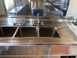 New Commercial Catering Fully Equipped Kitchen Outdoor Street Mobile Food Trailer - Product Image 3