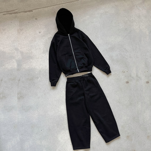 Ensemble de survêtement pour homme en molleton OEM avec impression sur écran, sweat-shirt à capuche et pantalon évasé, ensemble de survêtement pour homme en molleton à capuche et pantalon évasé empilé en 2 pièces - Product Image 1