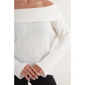 Pull décontracté blanc Madonna avec des paillettes et des embellissements scintillants - Vente en gros - Product Image 2