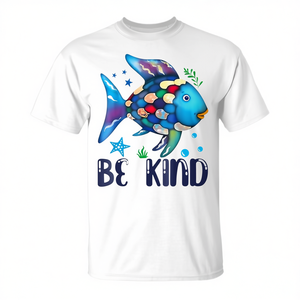 T-shirt per la Giornata Mondiale del Libro con design a squame di pesce arcobaleno - T-shirt promozionale Be Kind - Product Image 2