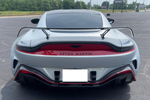 รถยนต์แอสตัน แวนเทจ เทอร์โบ ปี 2023 ไมล์น้อย เกียร์อัตโนมัติ พวงมาลัยซ้าย 1 ประตู - Product Image 4