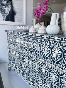 Mesita de noche floral contemporánea moderna, muebles de sala de estar con incrustaciones de hueso personalizadas para la India para la escuela o el apartamento - Product Image 3