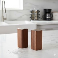 Ensemble salière et poivrière en bois massif fait main, distributeur d'assaisonnements moderne, compatible lave-vaisselle, lavage à la main uniquement, qualité alimentaire, écologique