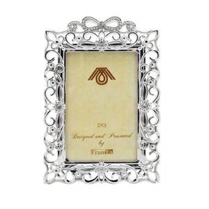 Marufung HOME DECORATION SILVER JEWELS <b>RIBBON</b> ZINC ALLOY MODERN RECTANGLE PHOTO FRAME 2X3 (7.4cm X10.8cm) - Product Image 1