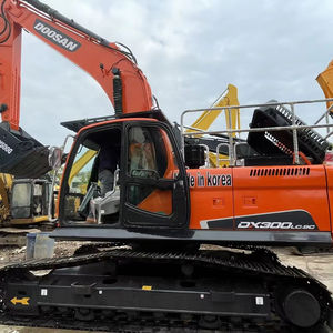 Gebruikt <span class=keywords><strong>Doosan</strong></span> DX300 graafmachine uit 2022 te koop in Amerika, 30000 kg graafbak met belangrijkste onderdelen: motor, versnellingsbak, pomp - Product Image 1