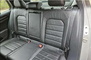 Volkswagen Golf R 2016 d'occasion en bon état, boîte manuelle 6 vitesses, turbo 4 cylindres - Product Image 4