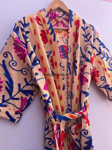 Venta caliente Vintage Beach Wear Dress Suzani Chaqueta acolchada de algodón bordado con cintura natural Estilo casual ecológico - Product Image 5