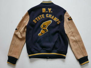 เสื้อแจ็คเก็ตทีมเบสบอลโรงเรียนมัธยมปลายแบบสั่งทำพิเศษ  รุ่น Varsity Letterman  สไตล์สตรีทแฟชั่น  เป็นมิตรกับสิ่งแวดล้อม  แบบสองด้านใส่ได้  สำหรับฤดูหนาว  ปรับแต่งได้ - Product Image 5