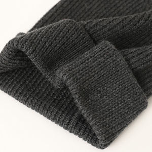 Gorro de punto de lana suave de invierno de alta calidad Unisex logotipo personalizado impresión Digital diseño Jacquard con lazos de puntos de frutas - Product Image 4