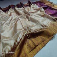 Sari Pishwas sur mesure pour femmes en viscose/polyester doré avec tissage Zari exquis. Texture légère de qualité supérieure pour mariage