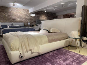 King Set Furniture Double Modern Simple <b>Tall</b> <b>Headboard</b> White Velvet Luxury Solid Wood Kingsize Queen Bed Frame Set - Product Image 5