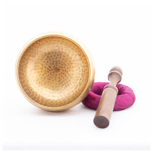 Cuenco de canto tibetano martillado a mano, utilizado para chakras curativas, mazo de madera y almohada de seda, compra al último precio - Product Image 5