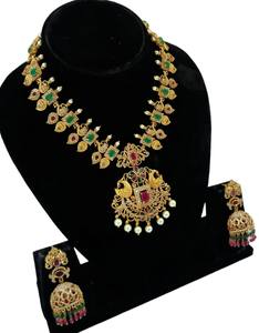 เครื่องประดับเจ้าสาวแบบโบราณวัดในอินเดียใต้สำหรับผู้หญิงต่างหูชุบทองหนาประดับเพทายสไตล์ชาติพันธุ์ - Product Image 1