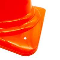 Cône d'entraînement sportif flexible en PE durable de 20 pouces de hauteur avec trous