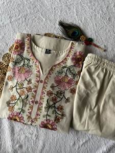 Conjunto de Kurti, Pantalón y Dupatta Étnico para Mujer, Hermoso y Económico, para Bodas y Fiestas, Mercado Mayorista de Surat, Saree Salwar - Product Image 4