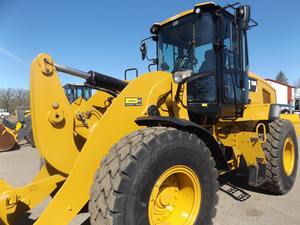 Chargeuse sur pneus 938M de 2019 avec moteur Kubota, pompe hydraulique Eaton et roulement – Garantie 1 an - Product Image 6