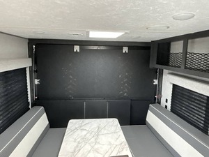 Used 2022 F-o-r-e-s-t R-i-v-e-r O-z-a-r-k 2500TH <b>trailer</b> for sale - Product Image 4