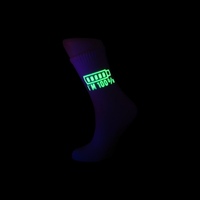 Chaussettes unisexes mi-mollet néon, confortables, respirantes, en coton sport, imprimé lumineux, style décontracté, avec logo, en spandex, tricotées pour le quotidien
